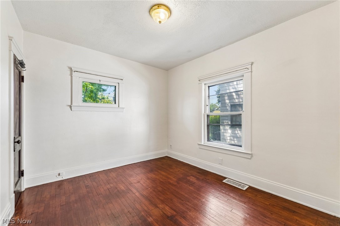 Washington Park - Residential Income