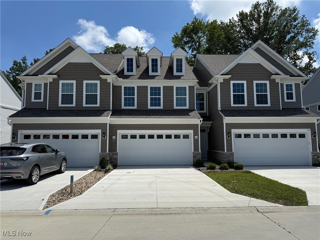 Legacy Isle - Residential
