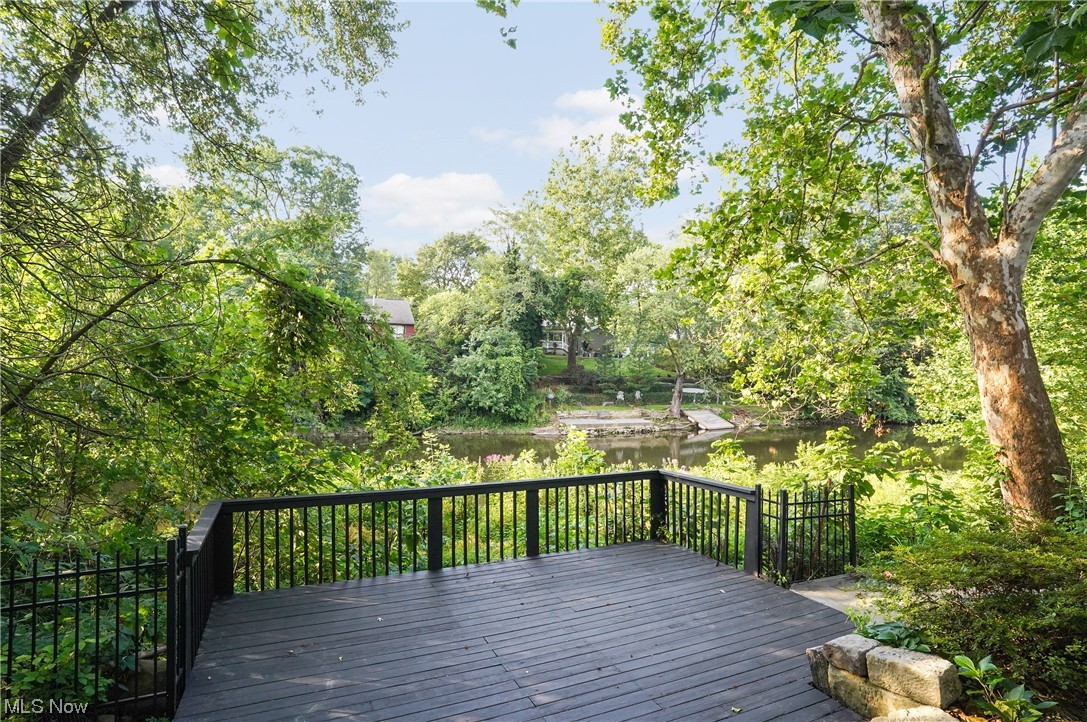 Cuyahoga River Estate - Residential