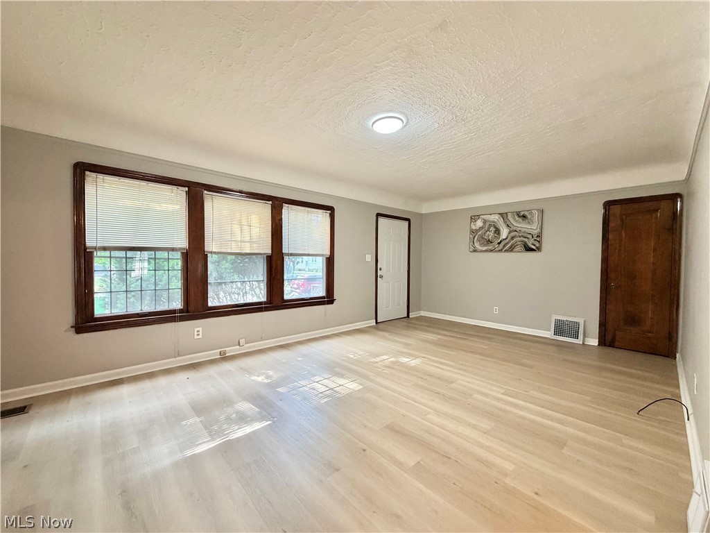 Oakwood Terrace - Residential Income
