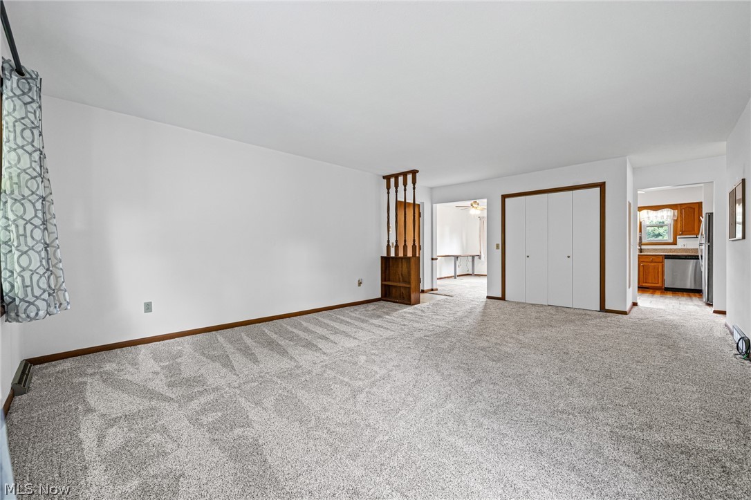 Regal Arms Condo - Residential