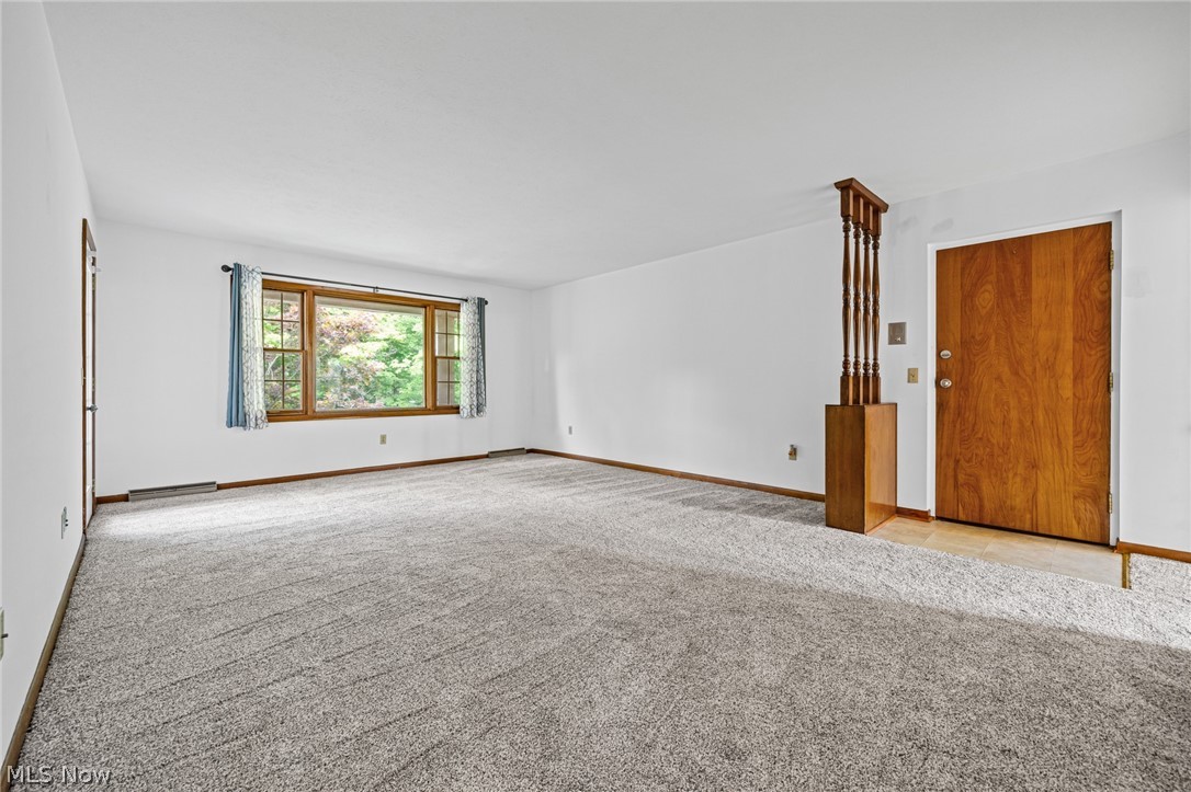 Regal Arms Condo - Residential