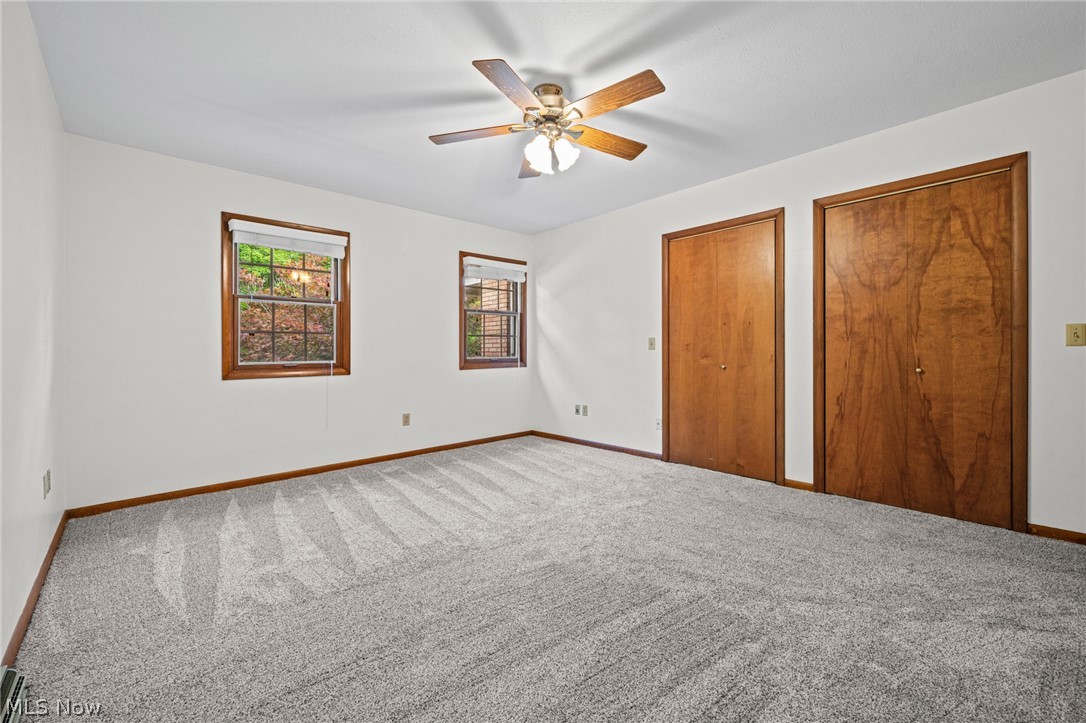 Regal Arms Condo - Residential