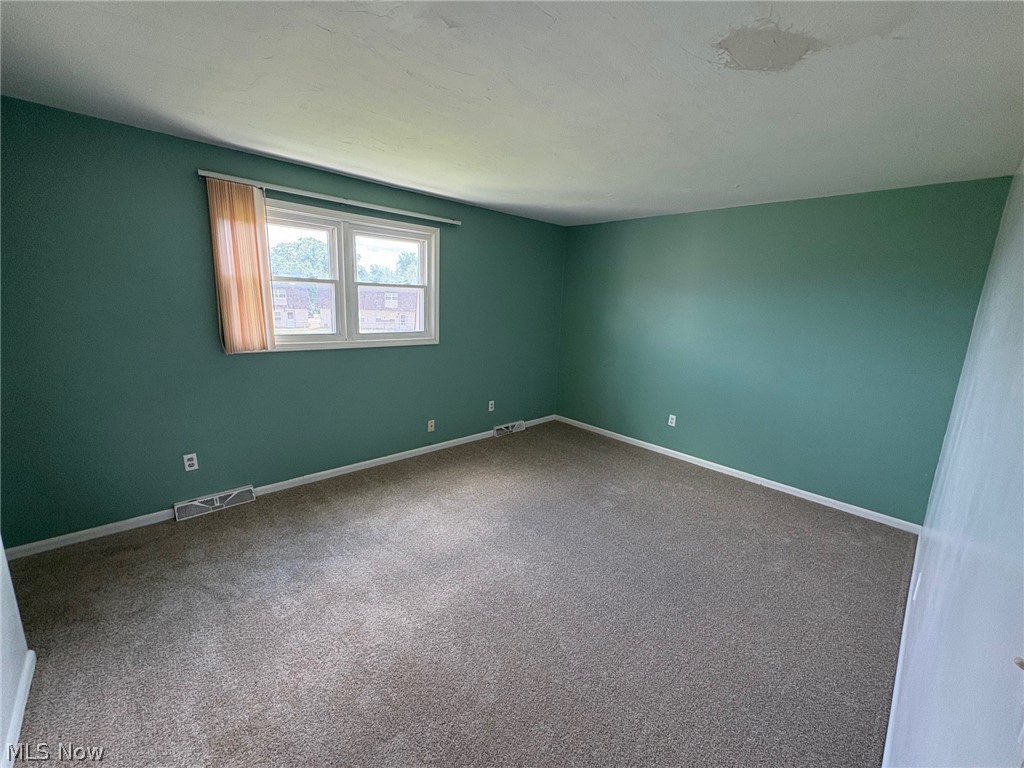 Oxford Heights Condo - Residential