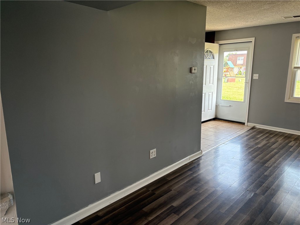 Oxford Heights Condo - Residential