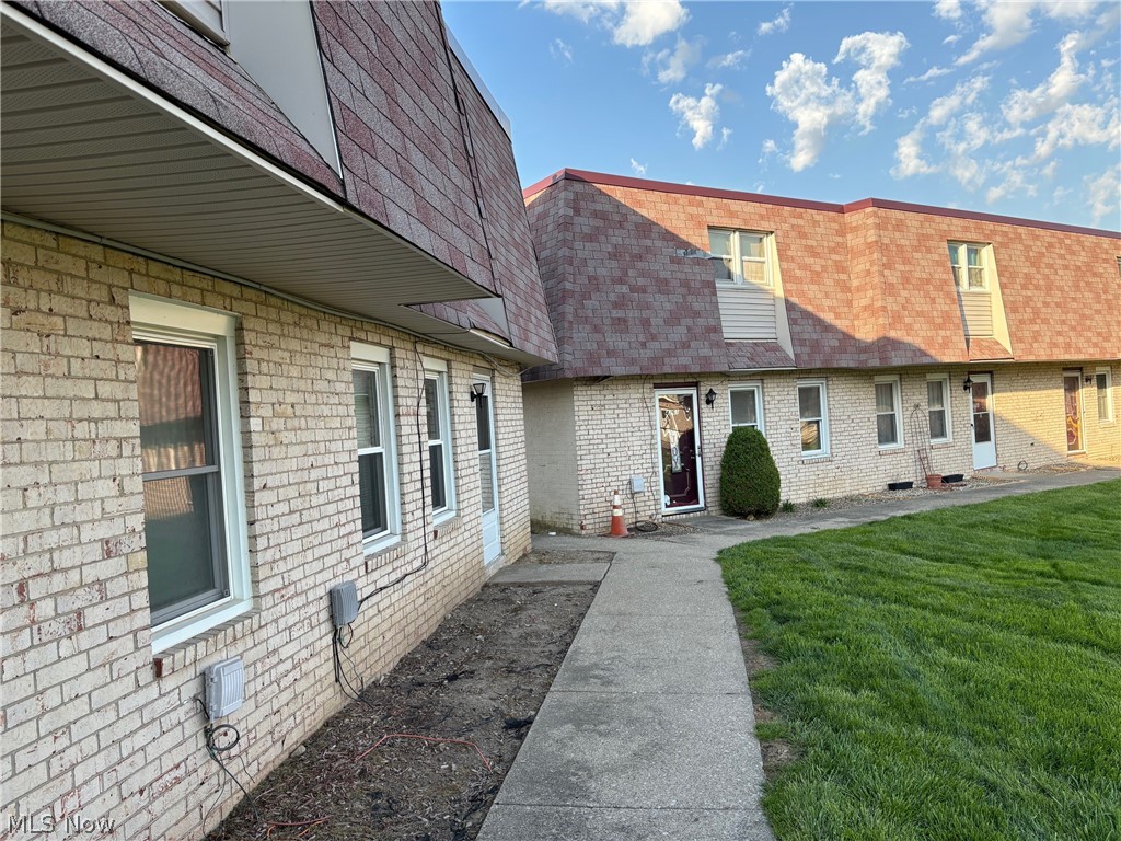 Oxford Heights Condo - Residential