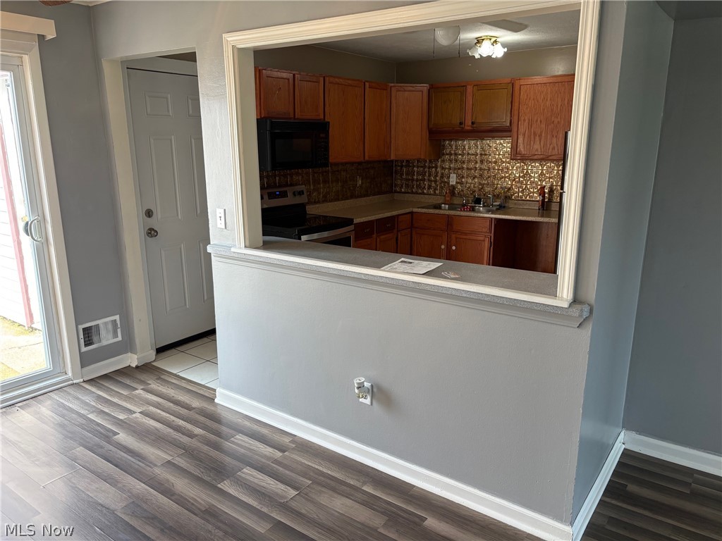 Oxford Heights Condo - Residential