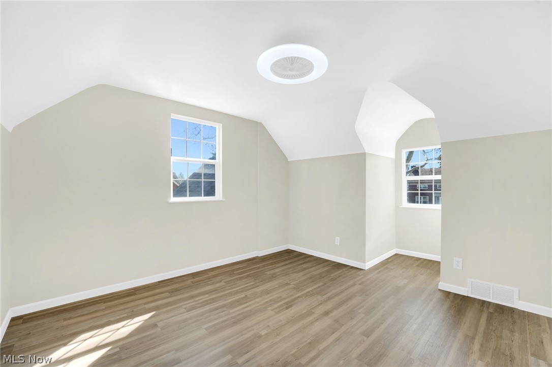 Frank Bauer's Lk View Pk Allot - Residential