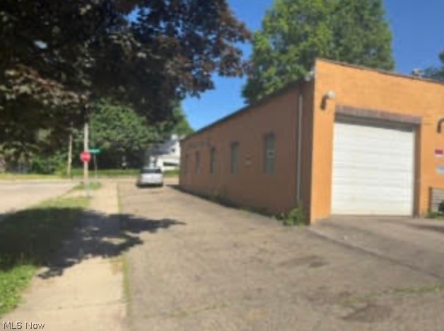 Vaill & Munson - Commercial Sale