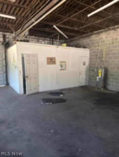 Vaill & Munson - Commercial Sale
