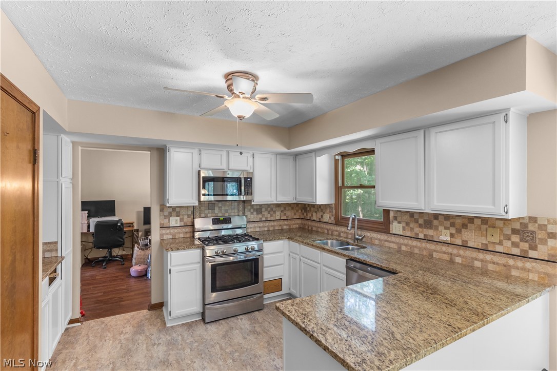 Hallmark Manor Sub 4 - Residential