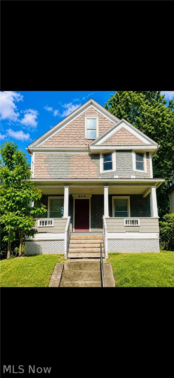 Attention investors! Welcome to 505 Rentschler Street, a duplex offering an excellent opportunity to expand your real estate portfolio. Featuring two residential units, a functional layout, and strong potential, this property is ready for its next owner. Don't miss the chance to add this multi-family property to your holdings. Schedule your showing today!