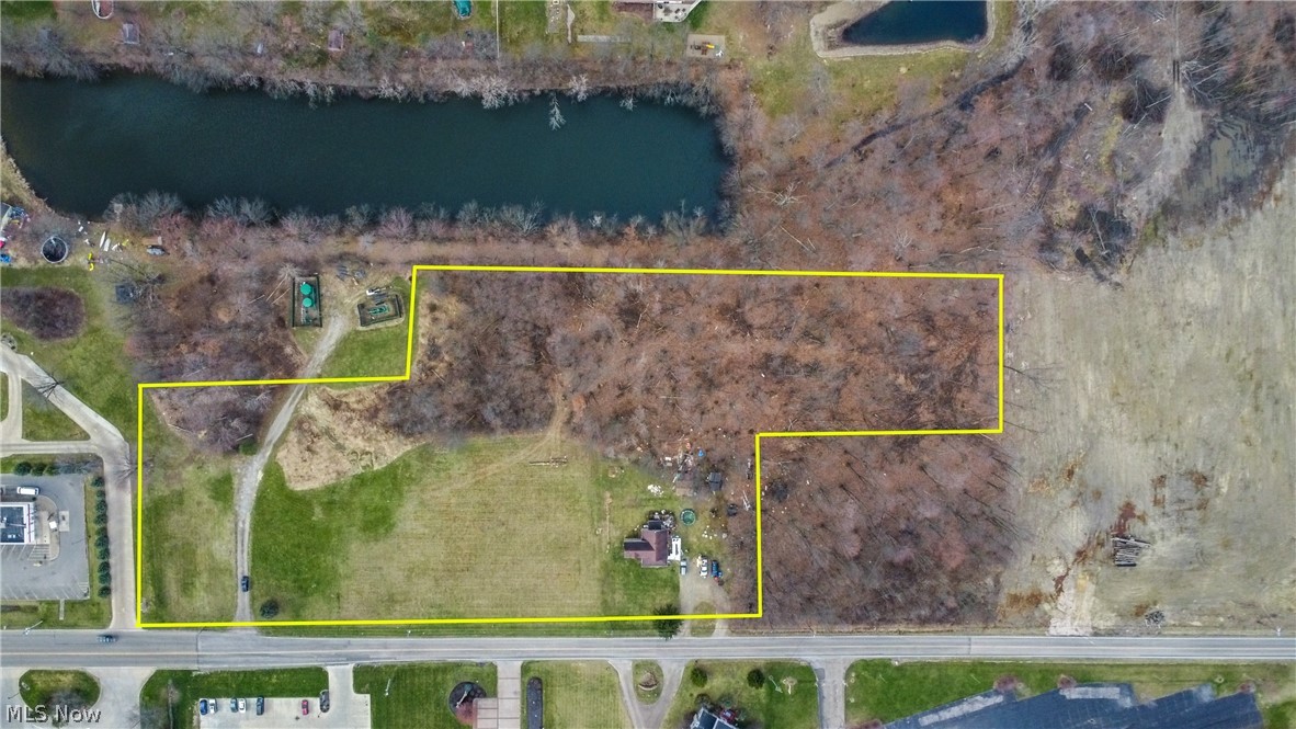 Prime commercial land opportunity! This 5.46-acre parcel in Rootstown, Ohio, offers excellent visibility from Interstate 76, making it a prime location for retail, hospitality, or service businesses. Positioned adjacent to two well-known fast-food restaurants, this high-traffic location ensures steady customer flow and strong commercial potential.
