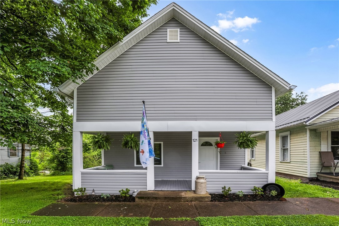 Take a look at this super cute 2-bedroom, 1-bath home in the heart of Senecaville! Featuring fresh updates throughout including new roof, siding, windows, and interior done in 2024 and a beautiful fenced-in backyard, this property offers the perfect blend of comfort and convenience. This home is truly move-in ready and appliances can stay! Whether you’re looking for a full-time residence, weekend getaway, or investment opportunity, you’ll love the location—just minutes from Seneca Lake and only a few miles from I-77 for an easy commute. Enjoy small-town living with quick access to recreation, and everything the area has to offer. Don’t miss your chance to make this charming home your own!