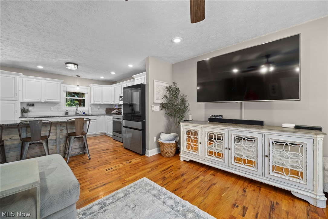 Kinters Sunny Acres 01 - Residential