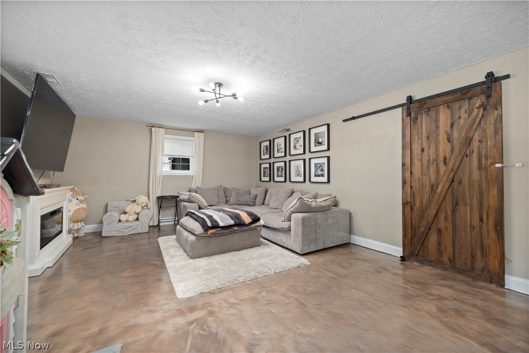 Kinters Sunny Acres 01 - Residential