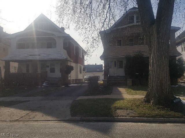 Shaker Overlook 03 - Residential Income