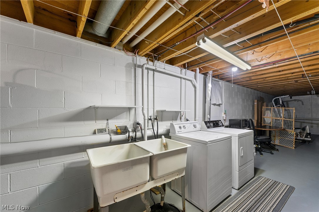 Kirkland Woods - Residential