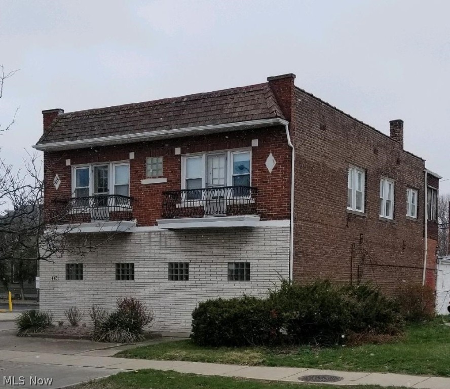 This nice brick class C building has 2,584 square ft on the first floor that can be used for your business in whole or can be sub divided. The building has 2 storage facilities, 1 at 650 square feet without a garage door and the other at 380 square feet where you can pull your vehicles in to load and unload as needed and more parking is available outside. There are 2 one bedroom apartments upstairs at 870 square feet each with possible income potential. Separate gas and electric meters. 2 forced air gas furnaces, glass block windows through out the first floor. 2nd floor windows have been replaced once but not by the current owner. This building is being sold "As Is" in it's current condition. Needs some work, but can be great for a start up company.
Building zoning use is General retail with walk up apartments.