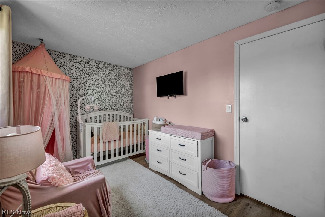 Creekside Vill - Residential