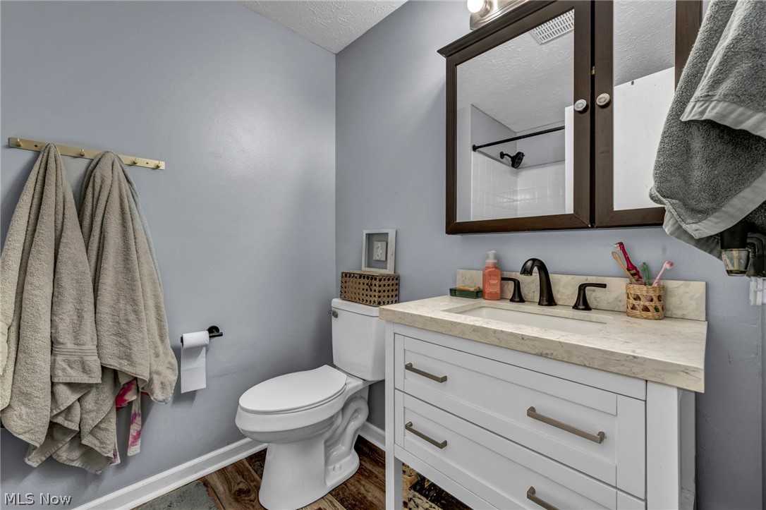 Creekside Vill - Residential