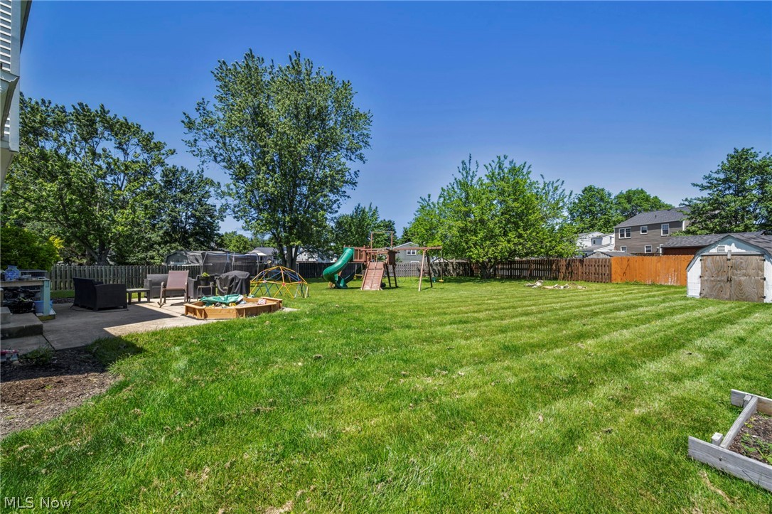 Creekside Vill - Residential
