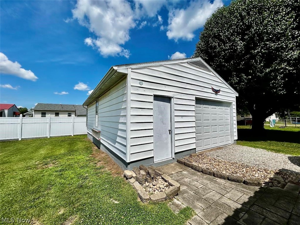 E Rounds 3rd Add - Residential