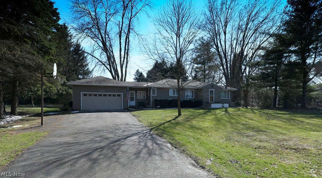 Briarwood Village - Residential