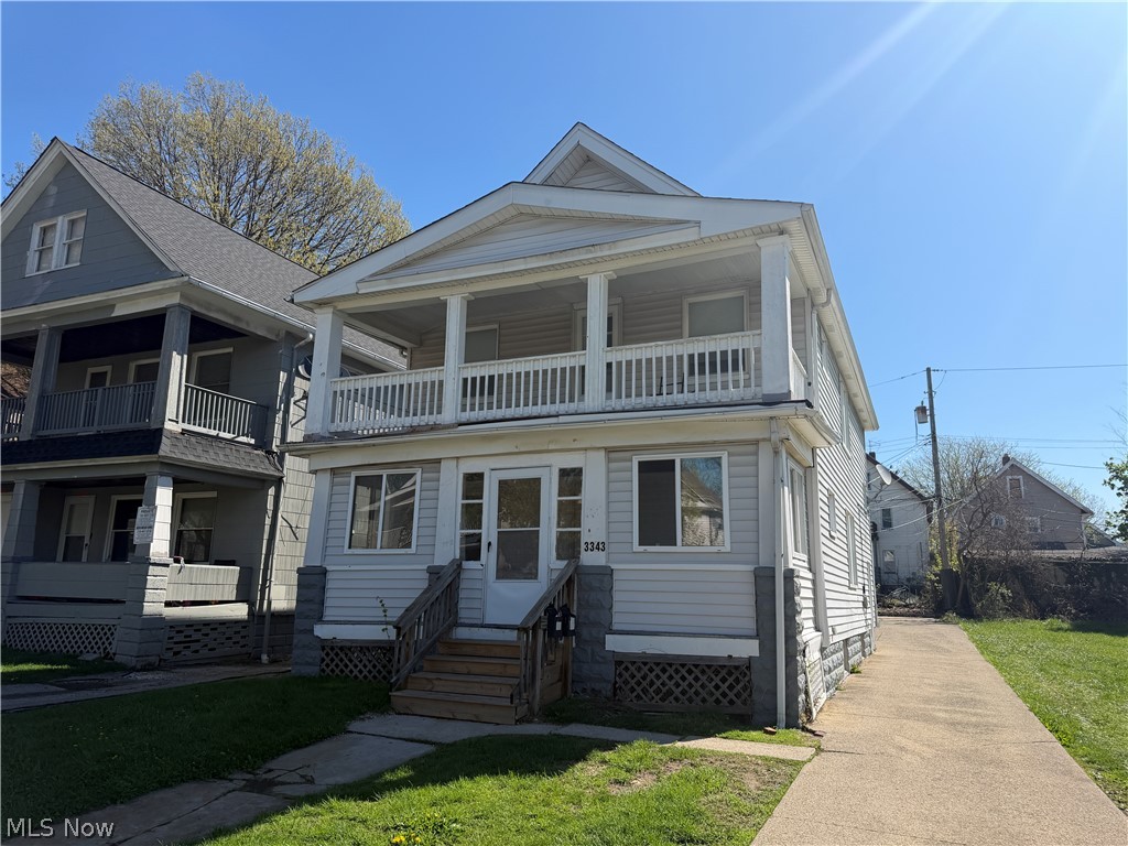 Well-maintained duplex located on Cleveland’s west side offering a great opportunity for owner-occupants or investors. Currently occupied with rental income totaling $1,900 per month. Property is in solid condition and provides immediate income potential.
Each unit offers functional living space with access to nearby shopping, dining, parks, public transportation, and major highway access. Strong opportunity for those seeking a multi-unit property in an established area.
Please do not disturb occupants. Showings by appointment only, preferred after accepted offer.