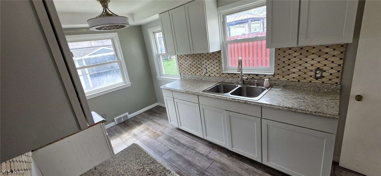 South Pkwy Realty Companys - Residential