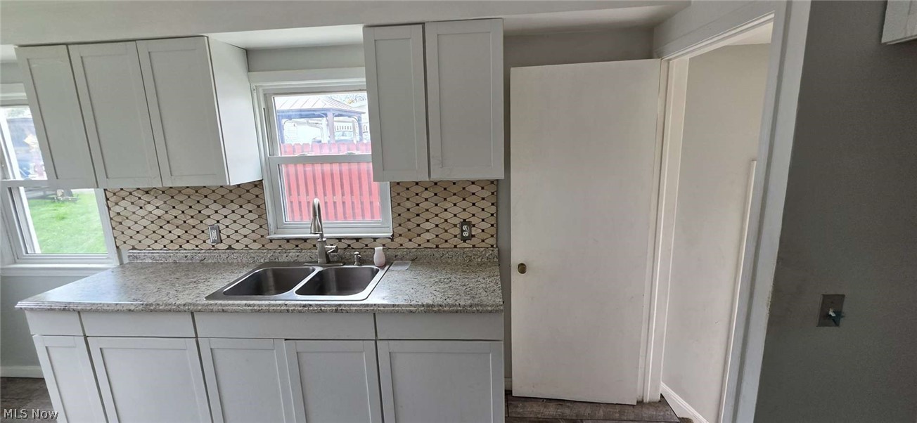 South Pkwy Realty Companys - Residential