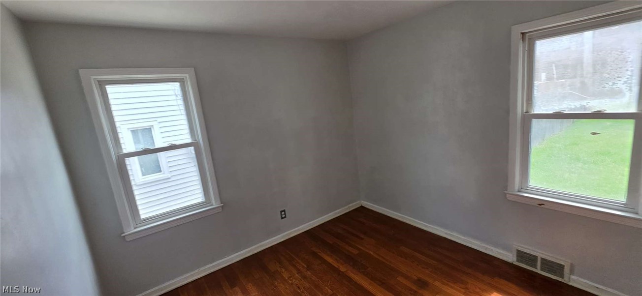 South Pkwy Realty Companys - Residential