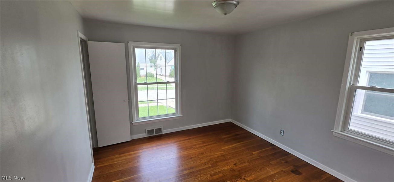 South Pkwy Realty Companys - Residential
