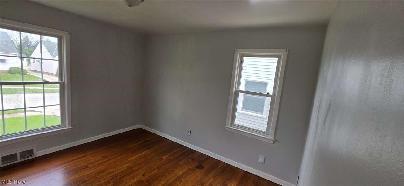 South Pkwy Realty Companys - Residential