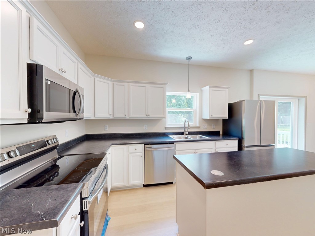 Squares Acres - Residential