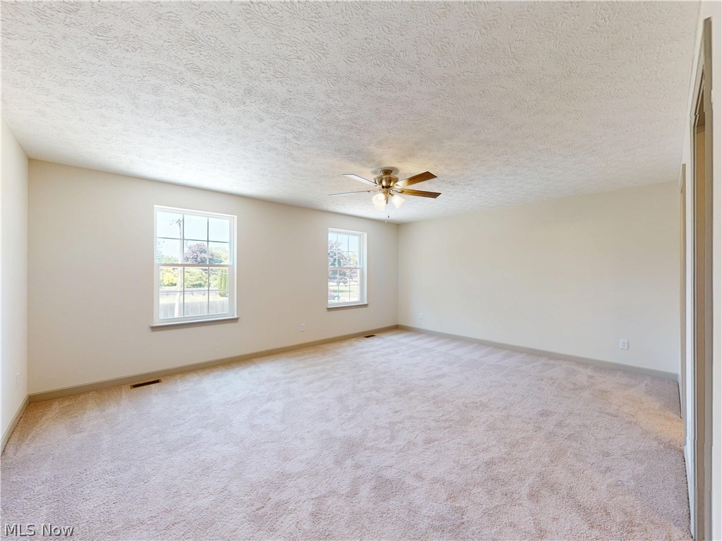 Squares Acres - Residential