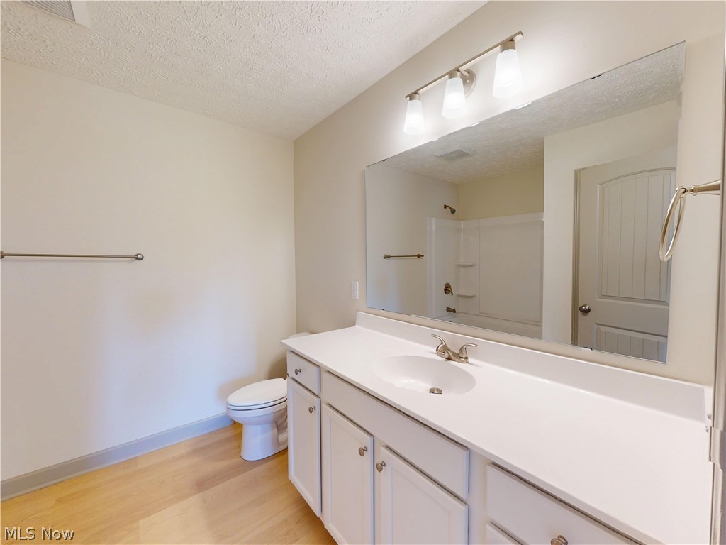 Squares Acres - Residential