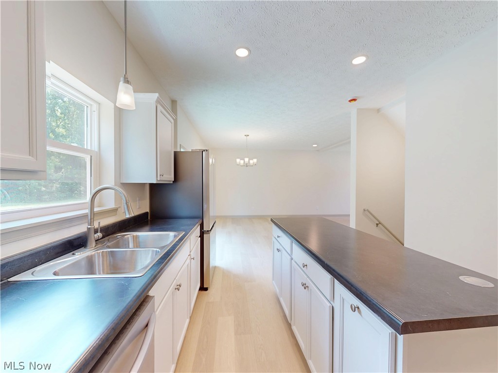 Squares Acres - Residential