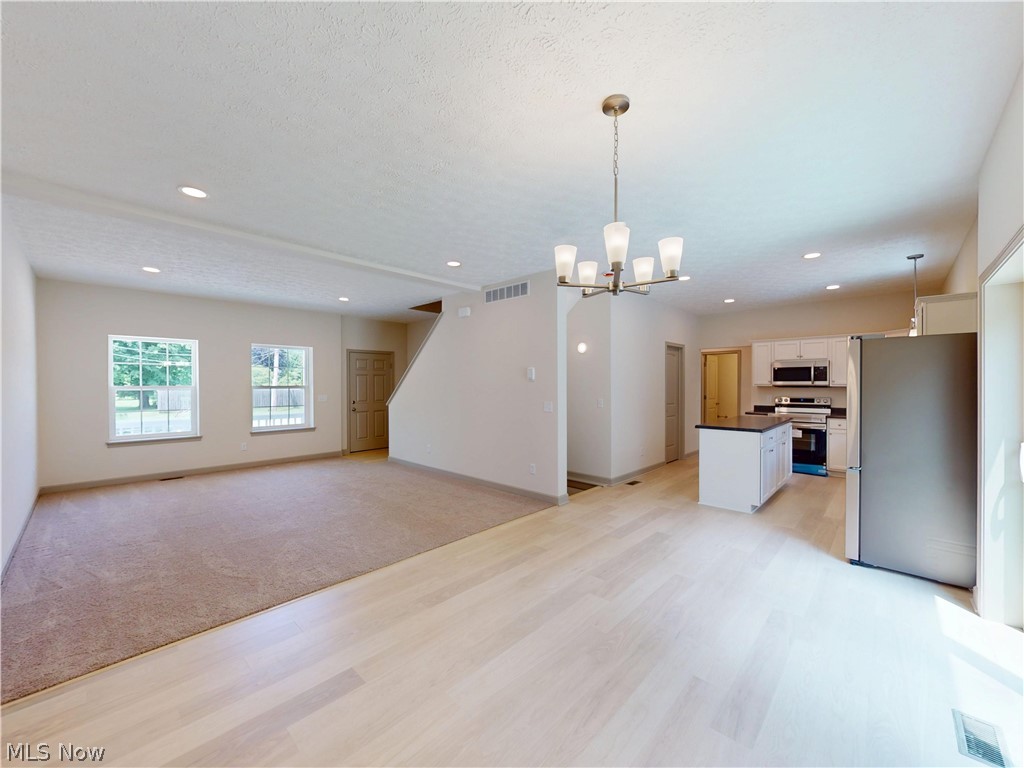 Squares Acres - Residential