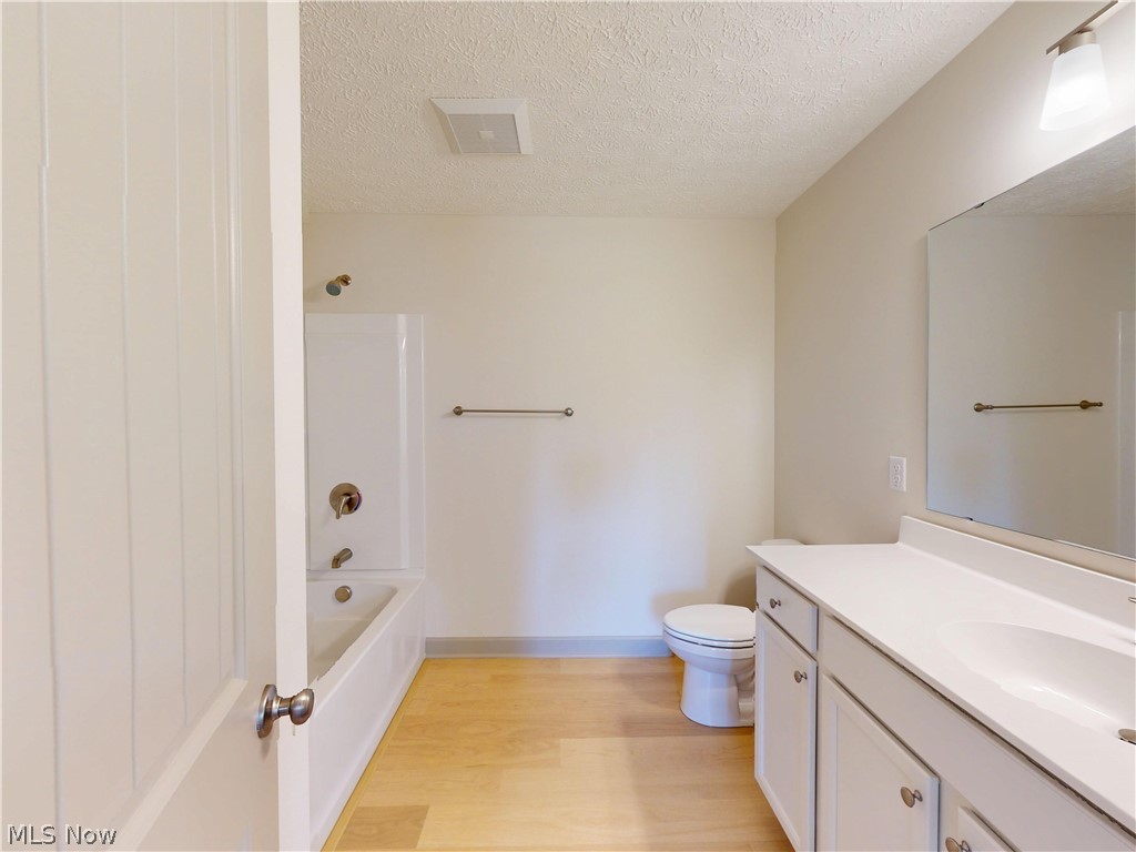 Squares Acres - Residential