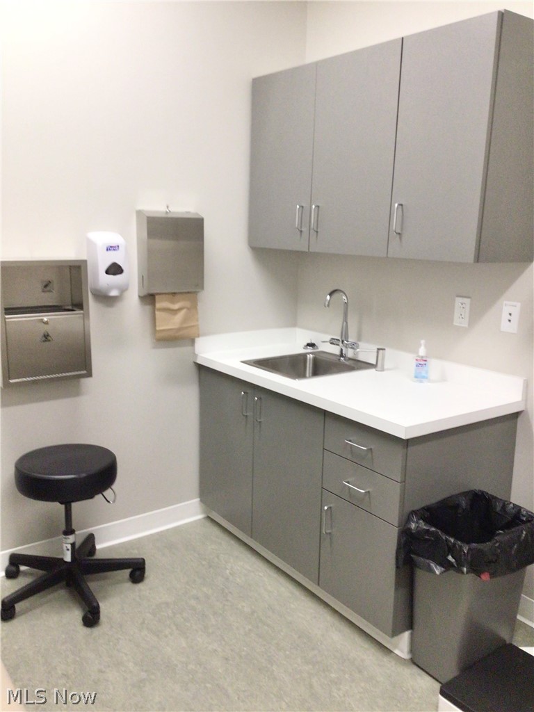 Slavic Village Condo - Commercial Lease