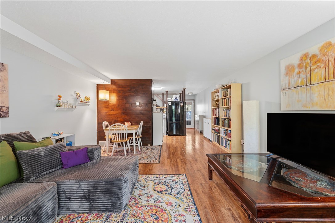 Landings Condo - Residential