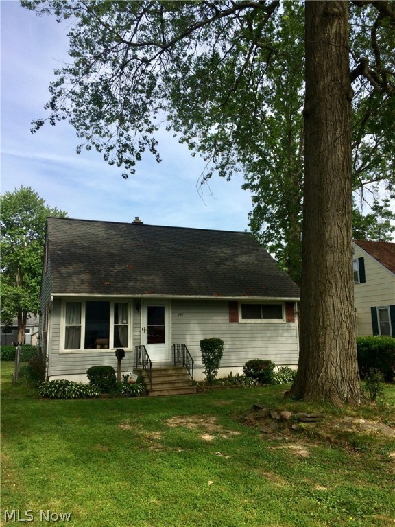 Cute 3 Bedroom Cape Cod with a full basement within Walking distance to great schools, Public Library ,Aquatic Center and Veterans Beach
Two Bedrooms on main floor and upstairs has a Large Bedroom and an adjoining Living area. Nice size backyard the kids will love. Basement has a finished area that could be a family room or Bedroom .All appliance stay