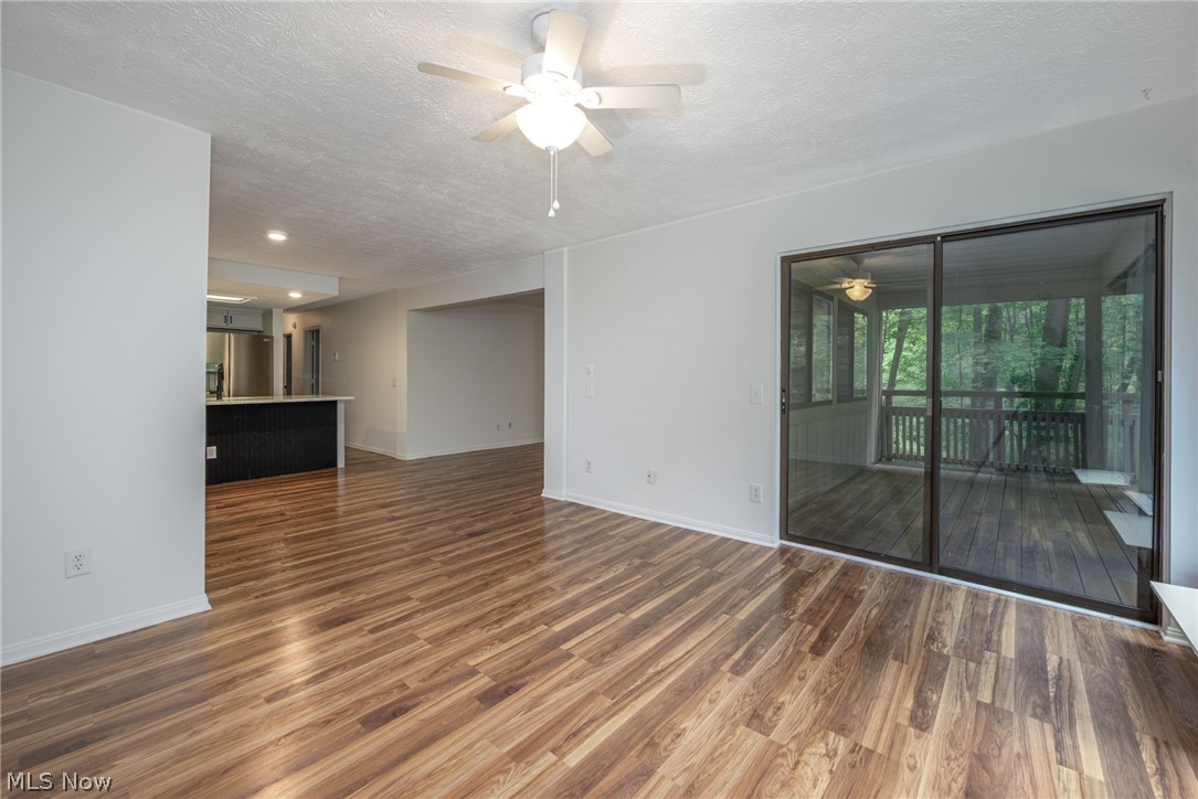 Pine Mill Rdg Condo Estates #4 - Residential