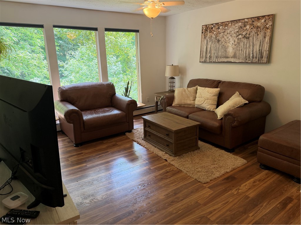 Pine Mill Rdg Condo Estates #4 - Residential