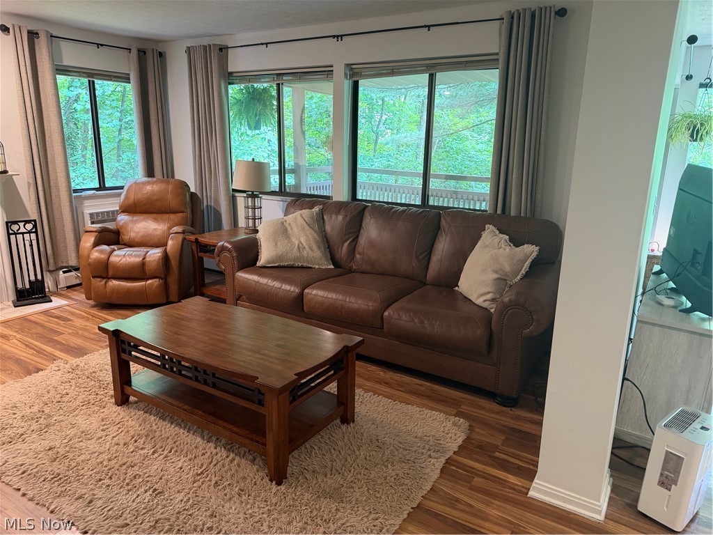 Pine Mill Rdg Condo Estates #4 - Residential