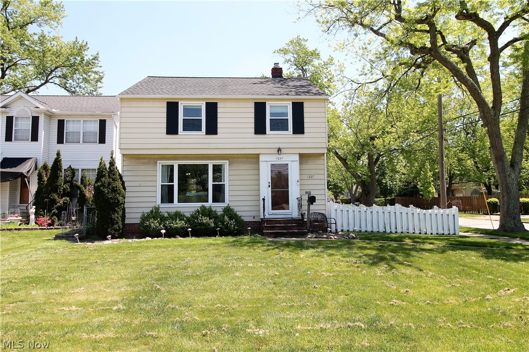 J L Coolidge - Residential