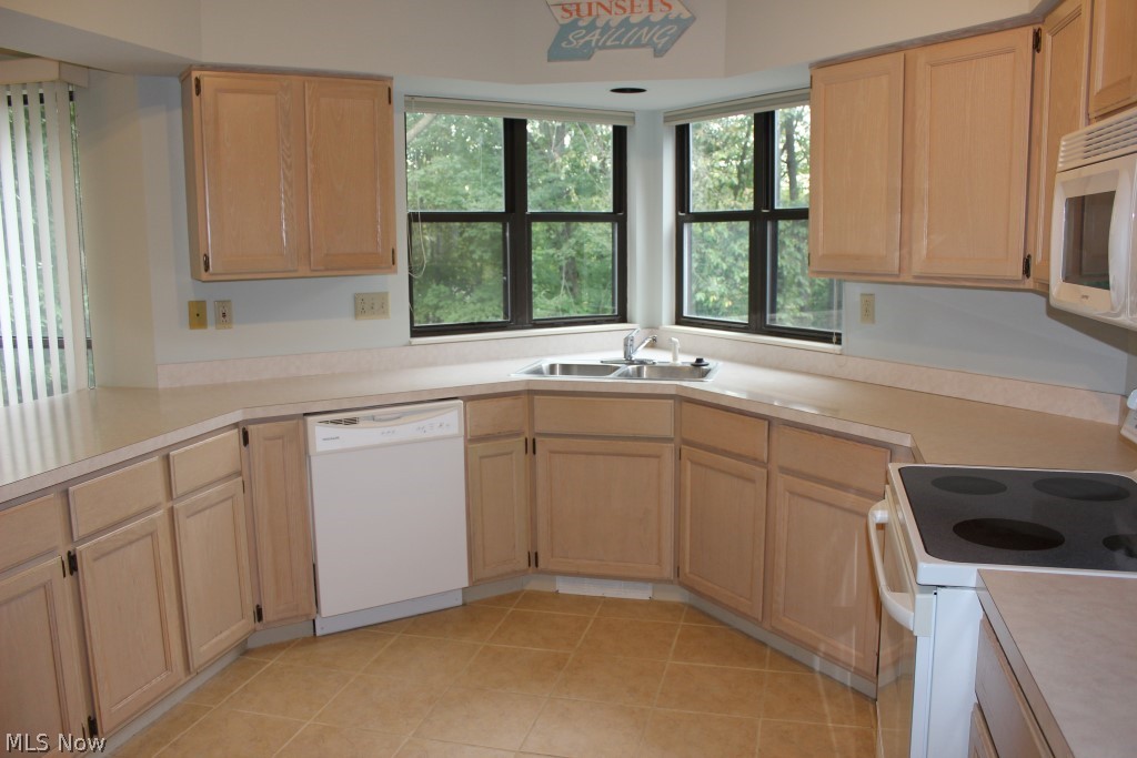 Forest Cove Condo - Residential