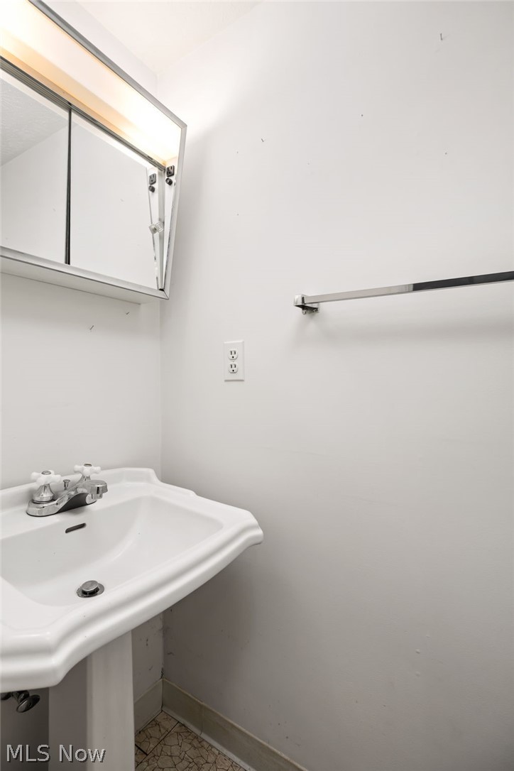 Harbour Light Condo 03 - Residential