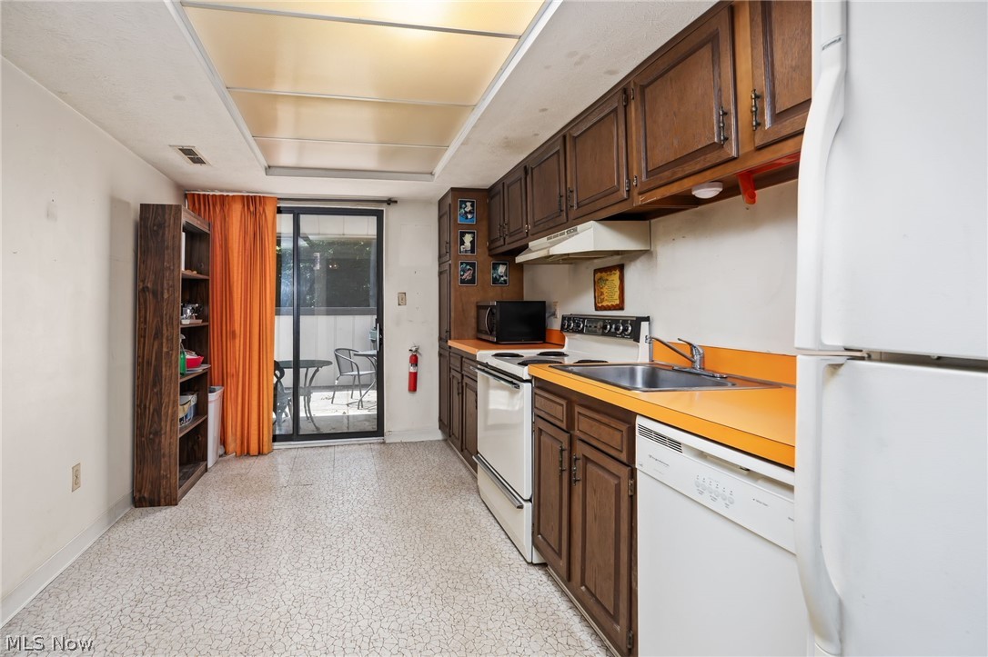 Harbour Light Condo 03 - Residential